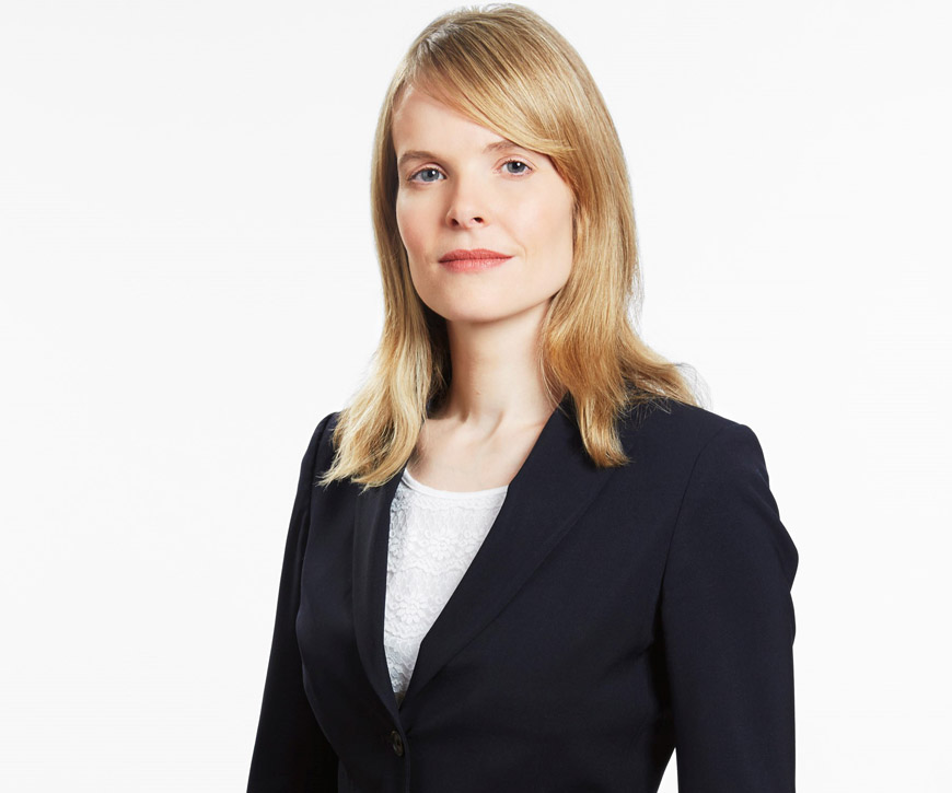 Rebecca Jones recognized as leading lawyer under 40 - Precedent A-List