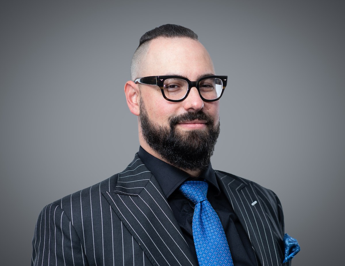 WeirFoulds welcomes Andrian Lozinski as an associate - Precedent A-List ...